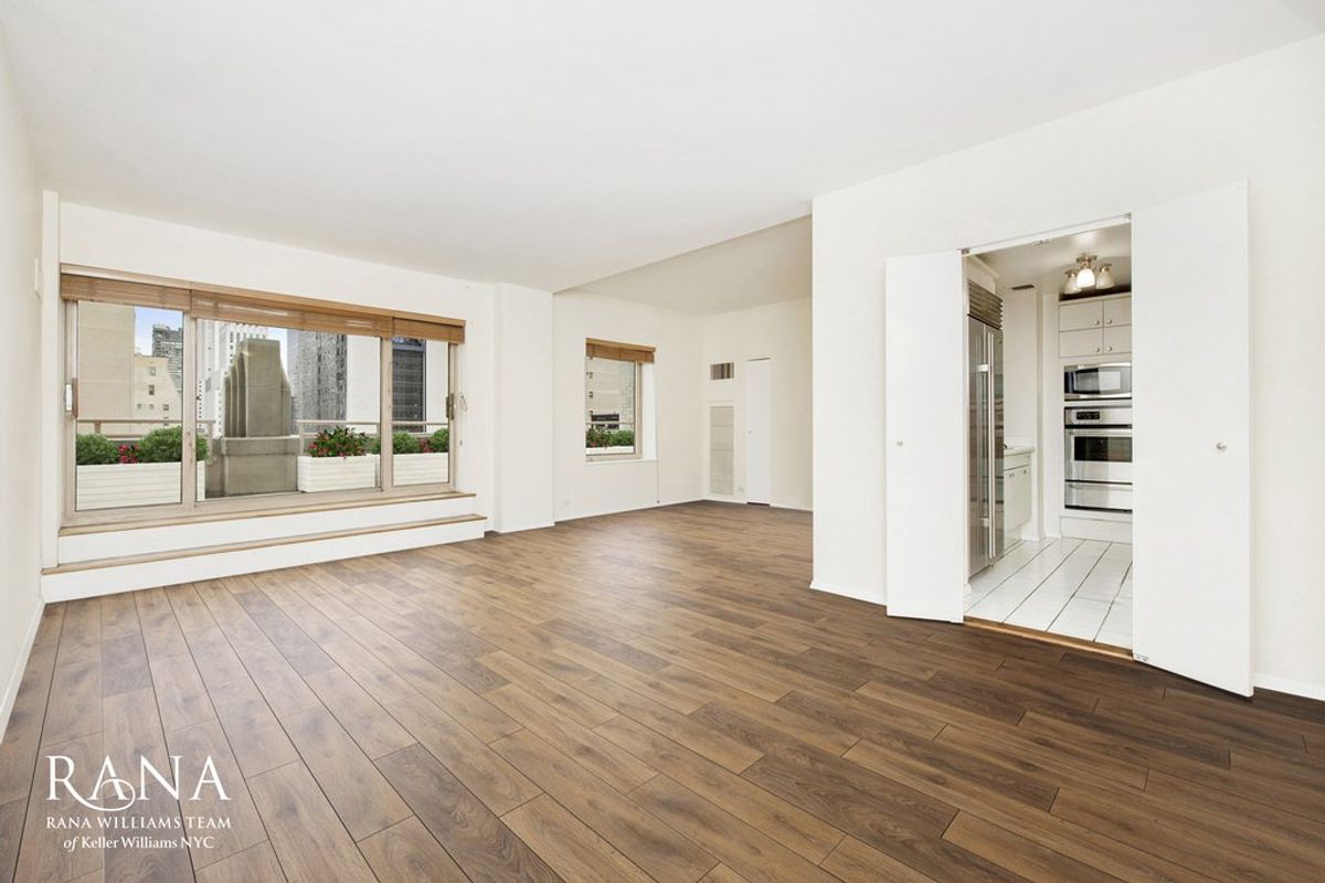 Photo for Trump Parc - 106 Central Park South Condominium in Midtown, Manhattan