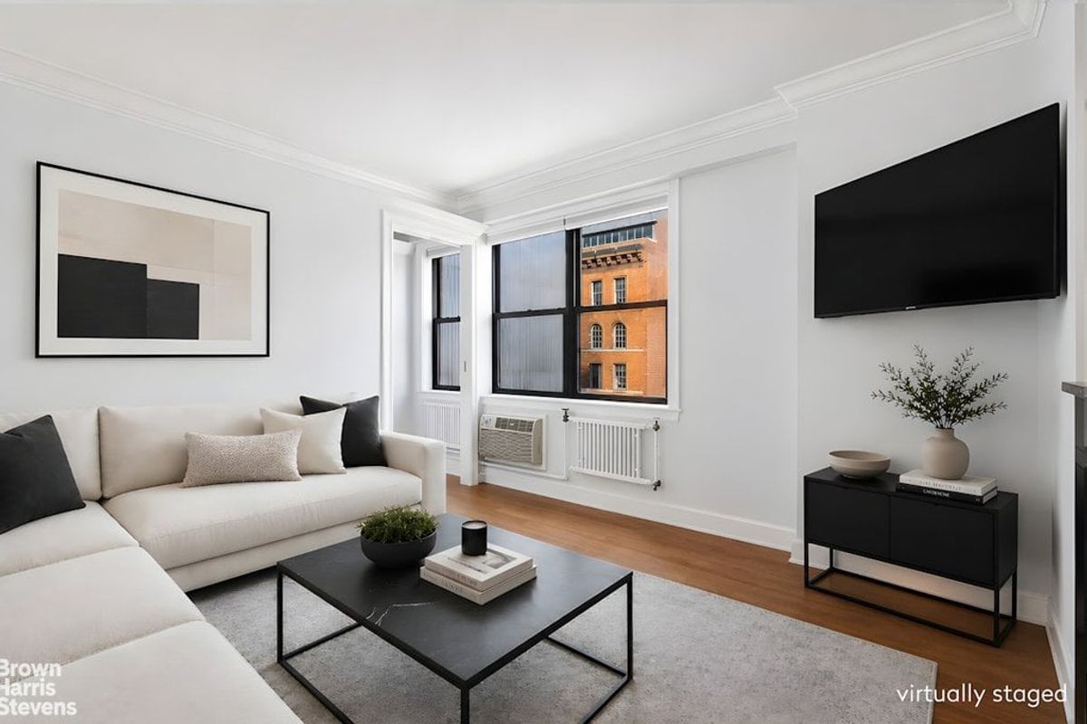 Photo for 330 3rd Avenue - 330 Third Avenue Cooperative in Gramercy Park, Manhattan