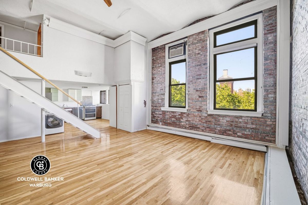 Photo for Magnolia Mansion - 309 East 108th Street Condominium in East Harlem, Manhattan
