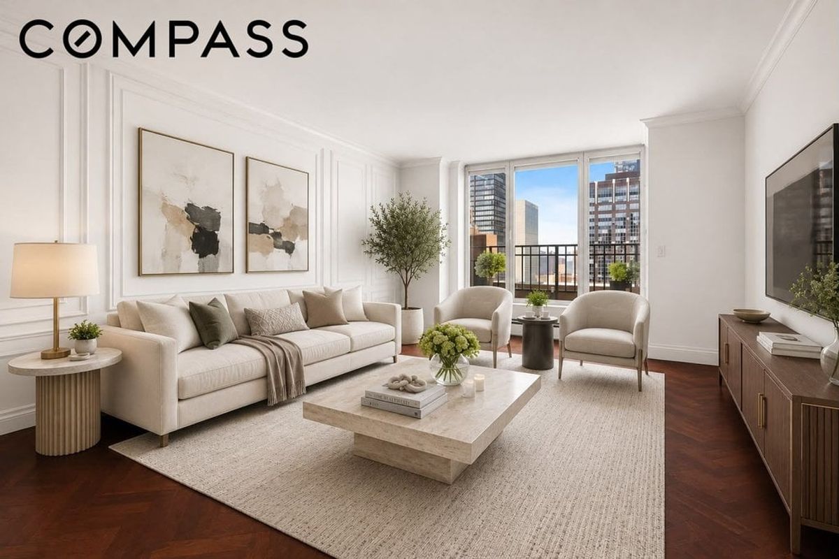 Photo for The Beekman Regent - 351 East 51St Street Condominium in Midtown East, Manhattan