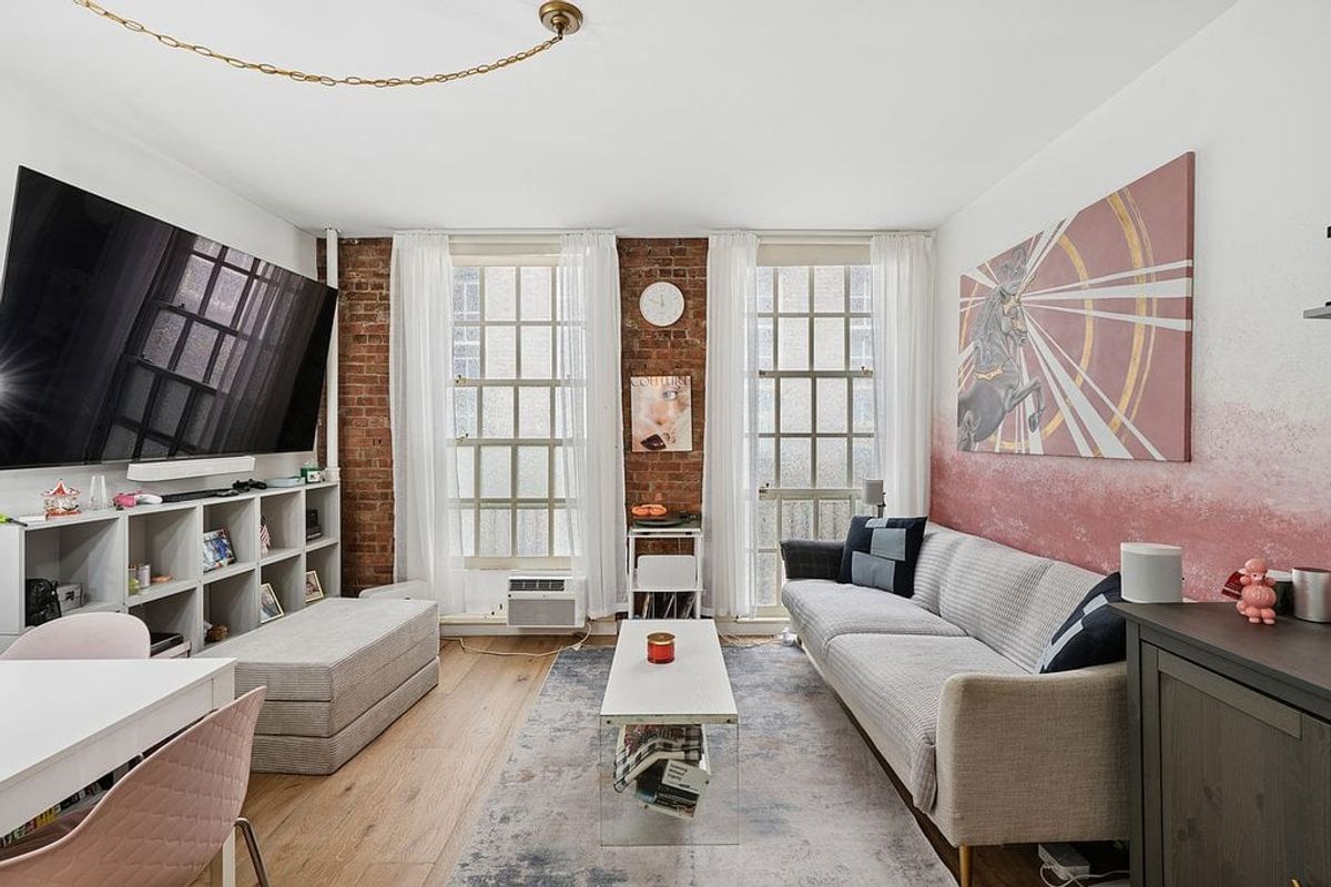 Photo for The Cherokee - 508 East 78th Street Cooperative in Upper East Side, Manhattan