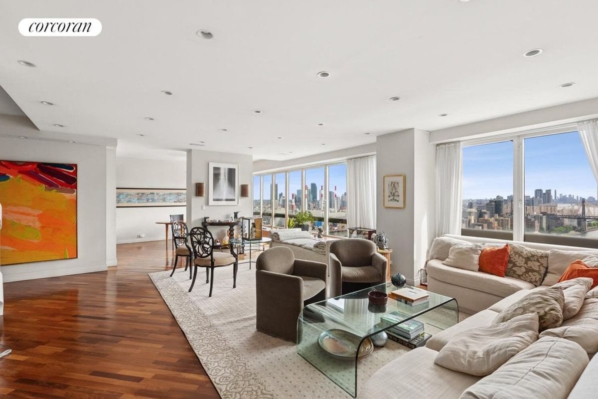 Photo for The Promenade - 530 East 76th Street Condominium in Upper East Side, Manhattan