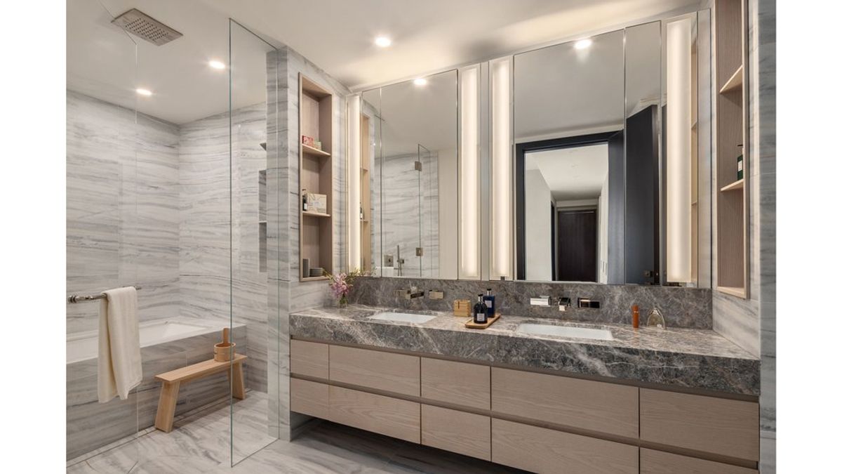 Photo for The Greenwich - 125 Greenwich Street Condominium in Financial District, Manhattan