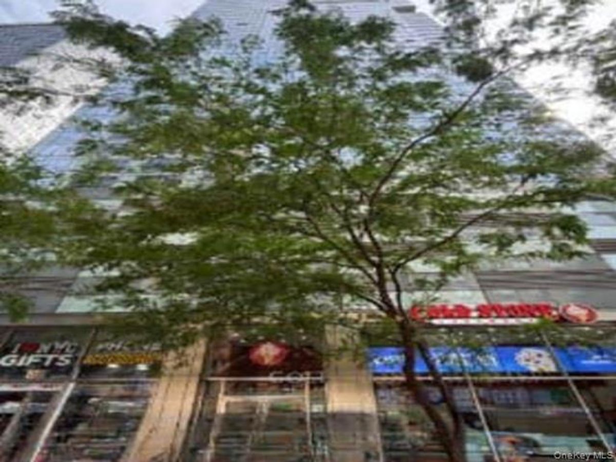 Photo for The Orion Condominium - 350 West 42nd Street Condominium in Midtown West, Manhattan