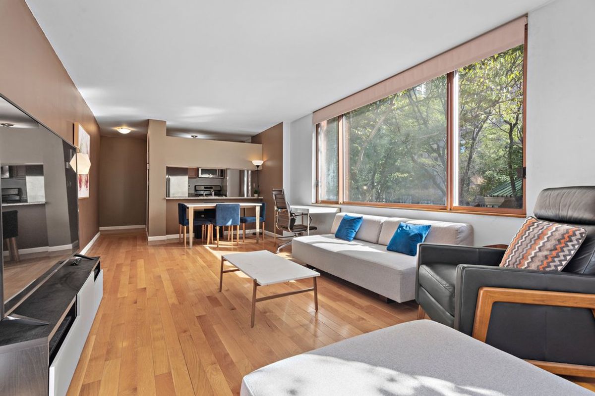 Photo for Two WorldWide Plaza - 350 West 50th Street Condominium in Midtown West, Manhattan