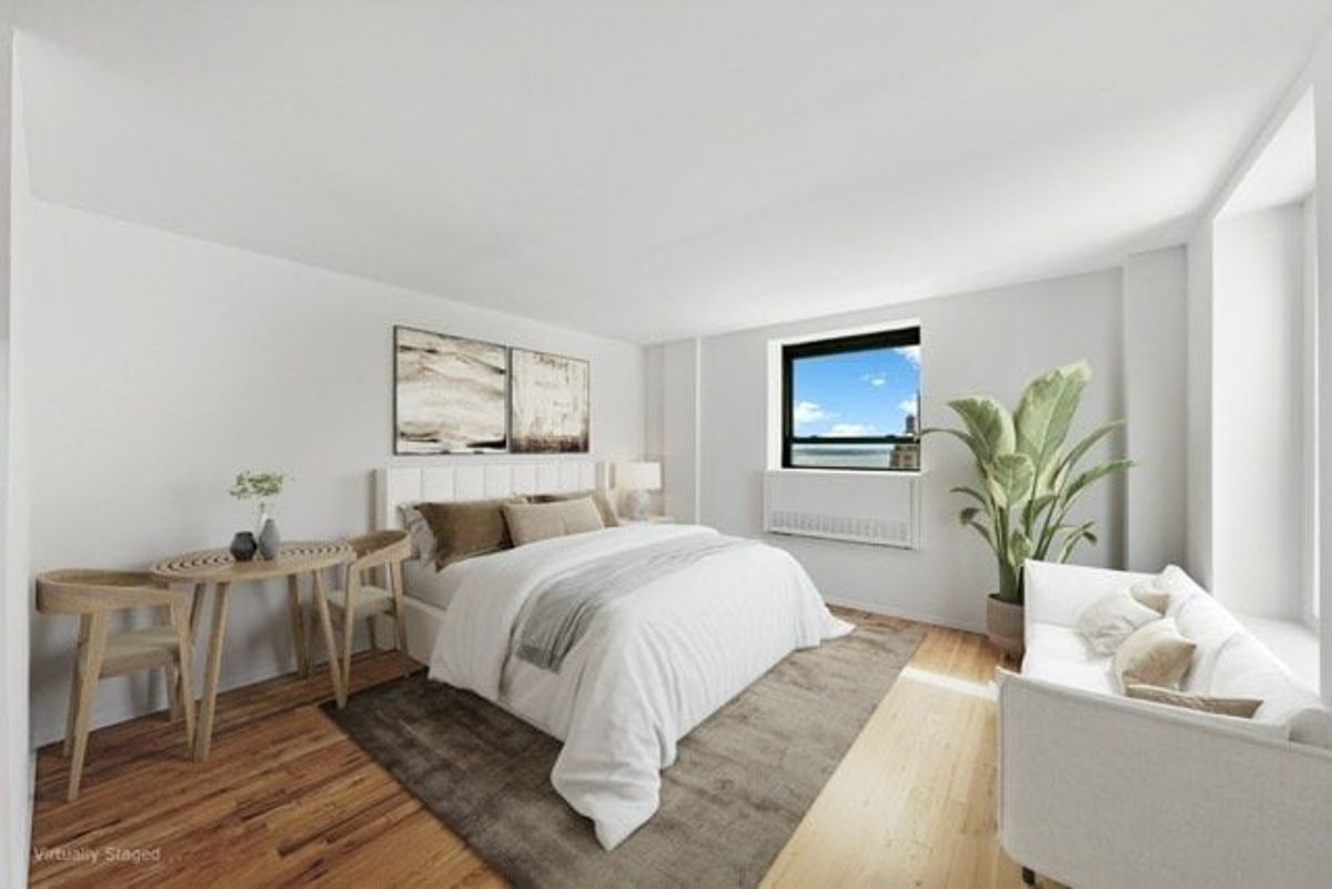 Photo for St. George Tower - 111 Hicks Street Cooperative in Brooklyn Heights, Brooklyn