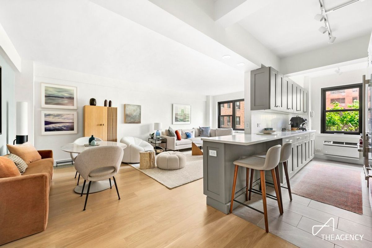 Photo for The Schwab House - 11 Riverside Drive Cooperative in Upper West Side, Manhattan
