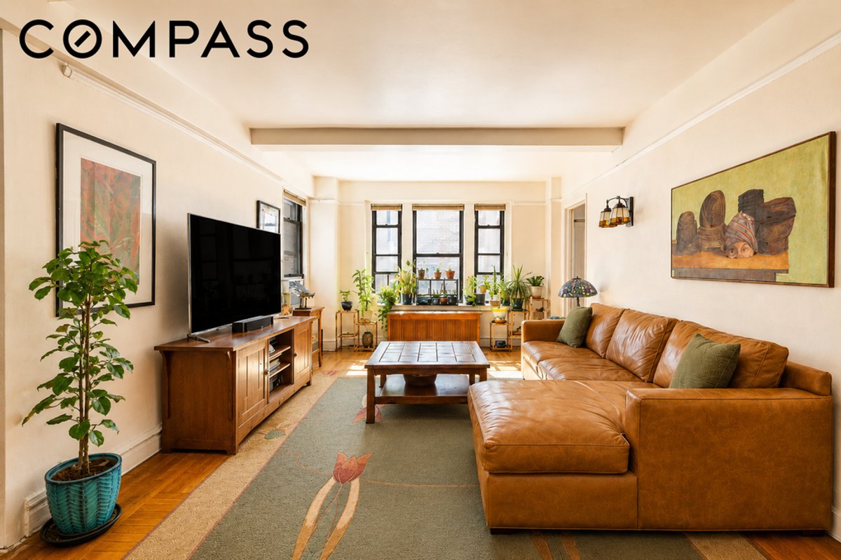 Photo for 127 WEST 96 STREET - 127 West 96th Street Cooperative in Upper West Side, Manhattan