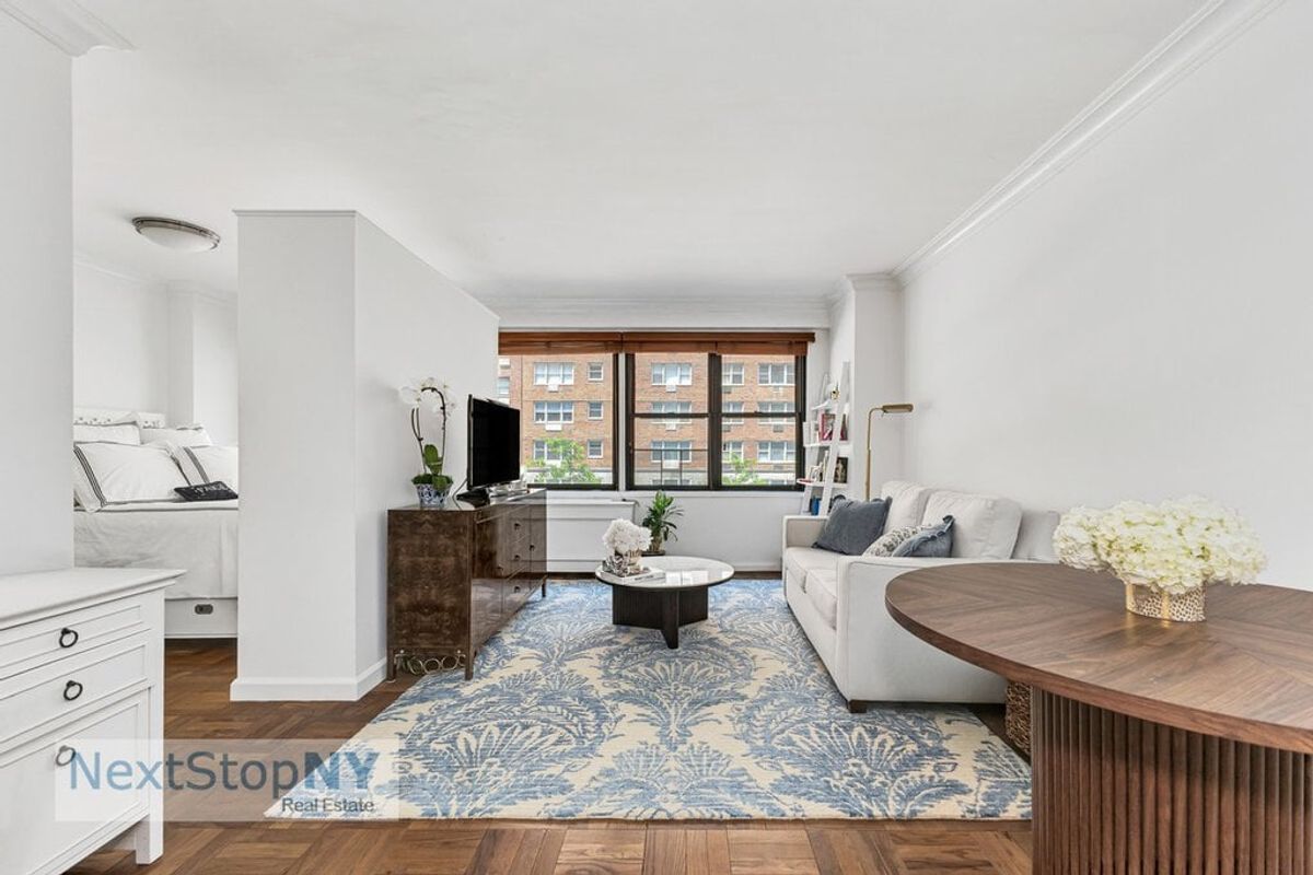 Photo for 200 East 74th Street - 1285 3rd Avenue Cooperative in Lenox Hill, Manhattan