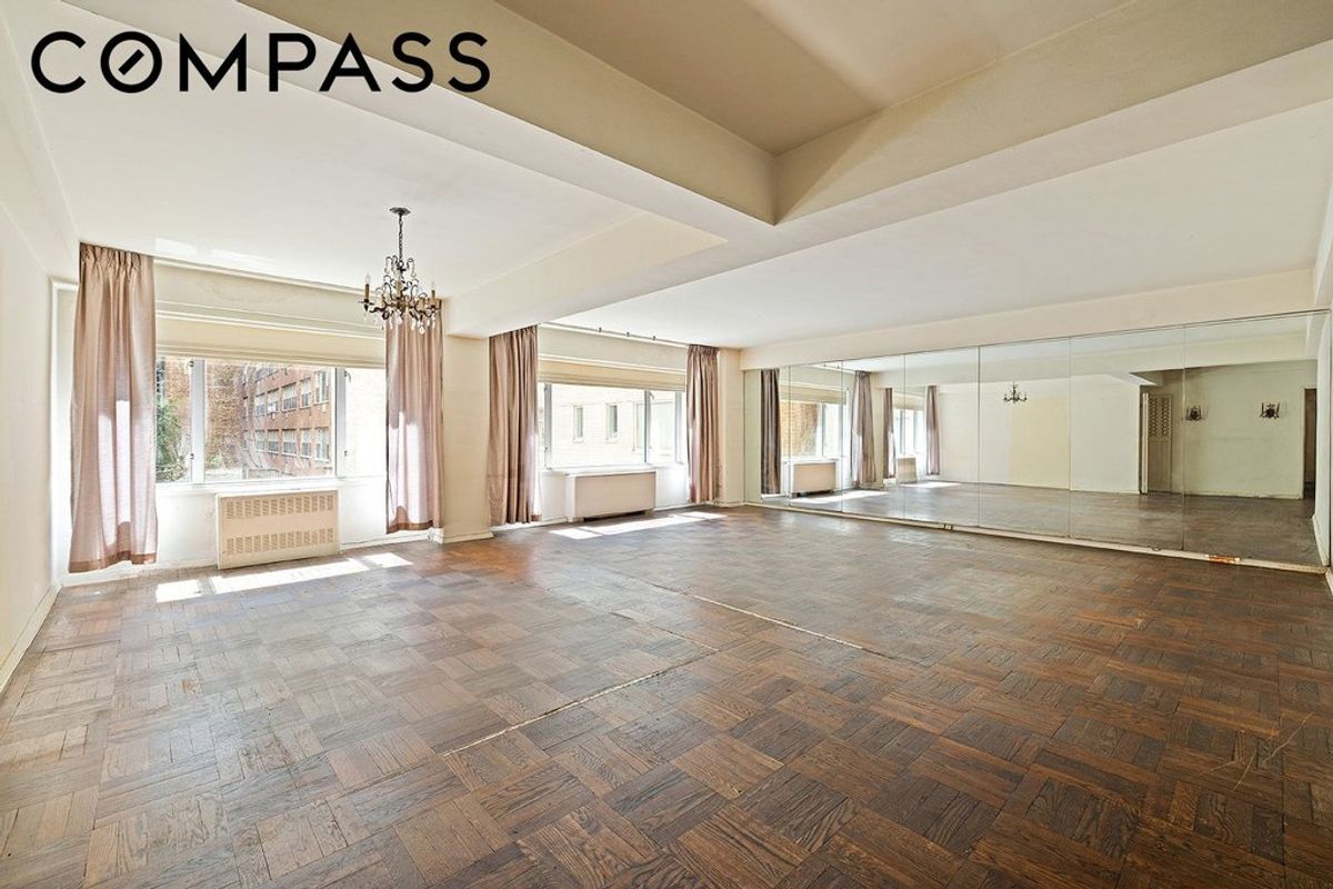 Photo for 200 East 57th Street - 200 East 57th Street Cooperative in Midtown East, Manhattan