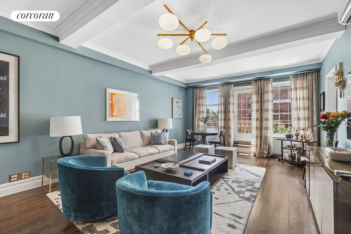 Photo for London Terrace Towers - 470 West 23rd Street Condominium in Chelsea, Manhattan