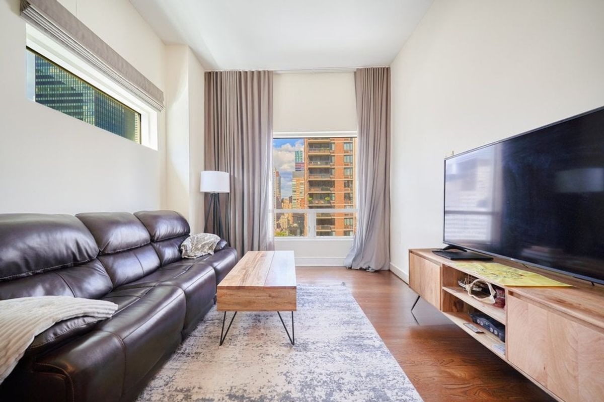 Photo for The Alexander - 250 East 49th Street Condominium in Midtown East, Manhattan