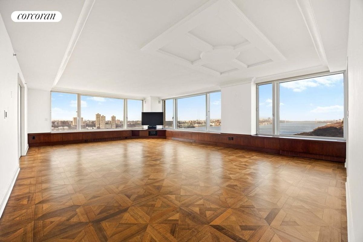 Photo for The Heritage - 240 Riverside Boulevard Condominium in Upper West Side, Manhattan