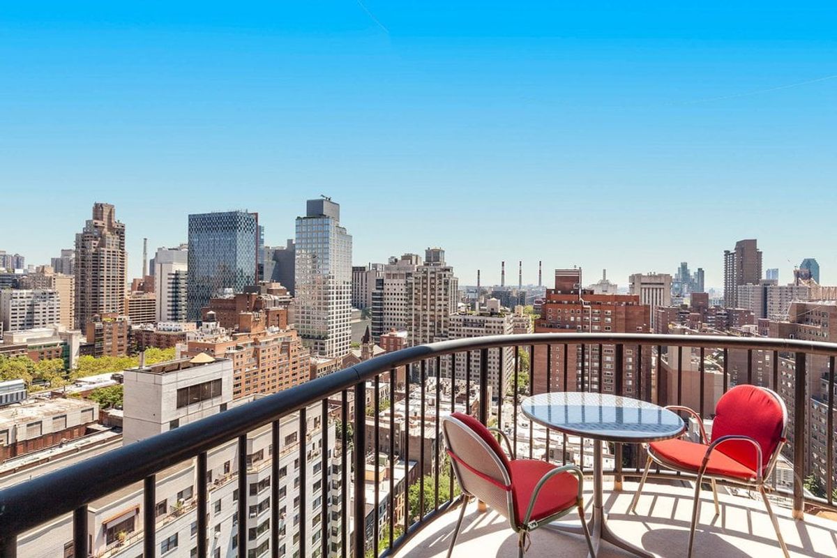 Photo for The Rio - 304 East 65th Street Condominium in Upper East Side, Manhattan