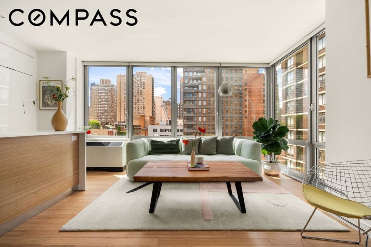 Photo for 303 East 33rd Street - 303 East 33rd Street Condominium in Murray Hill, Manhattan