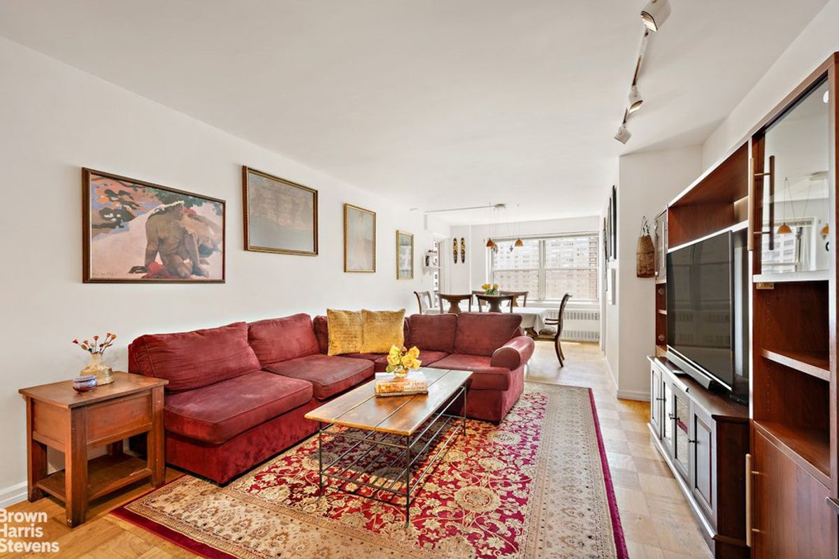 Photo for Lincoln Towers - 165 West End Avenue Condominium in Upper West Side, Manhattan