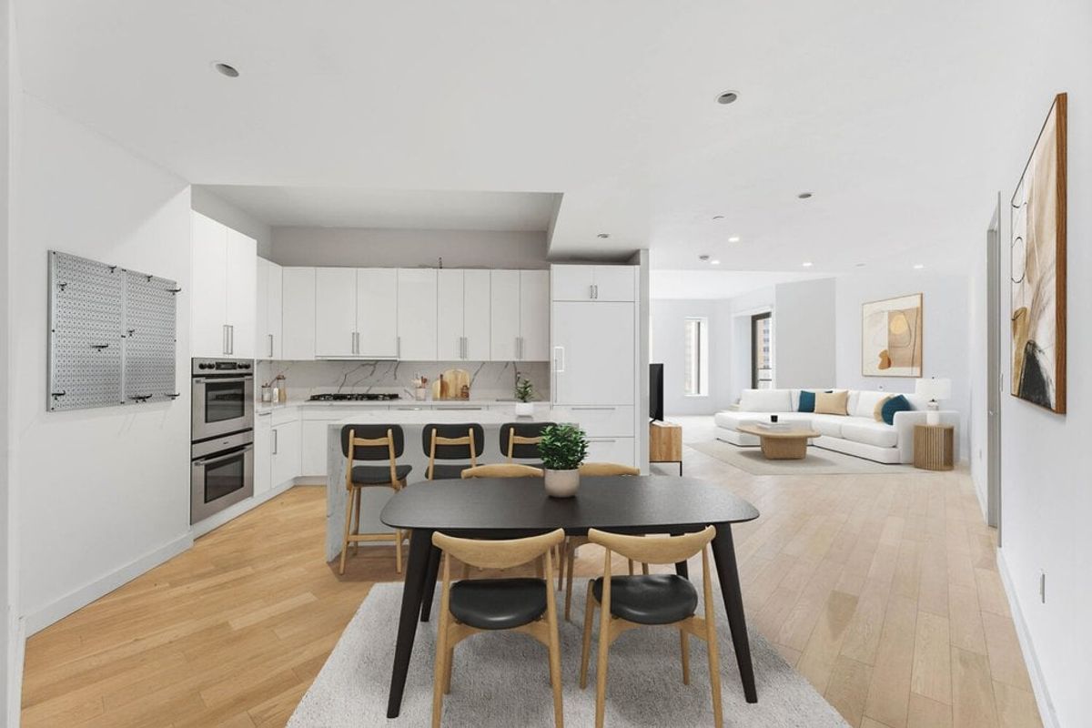 Photo for 75 Wall Street - 75 Wall Street Condominium in Financial District, Manhattan