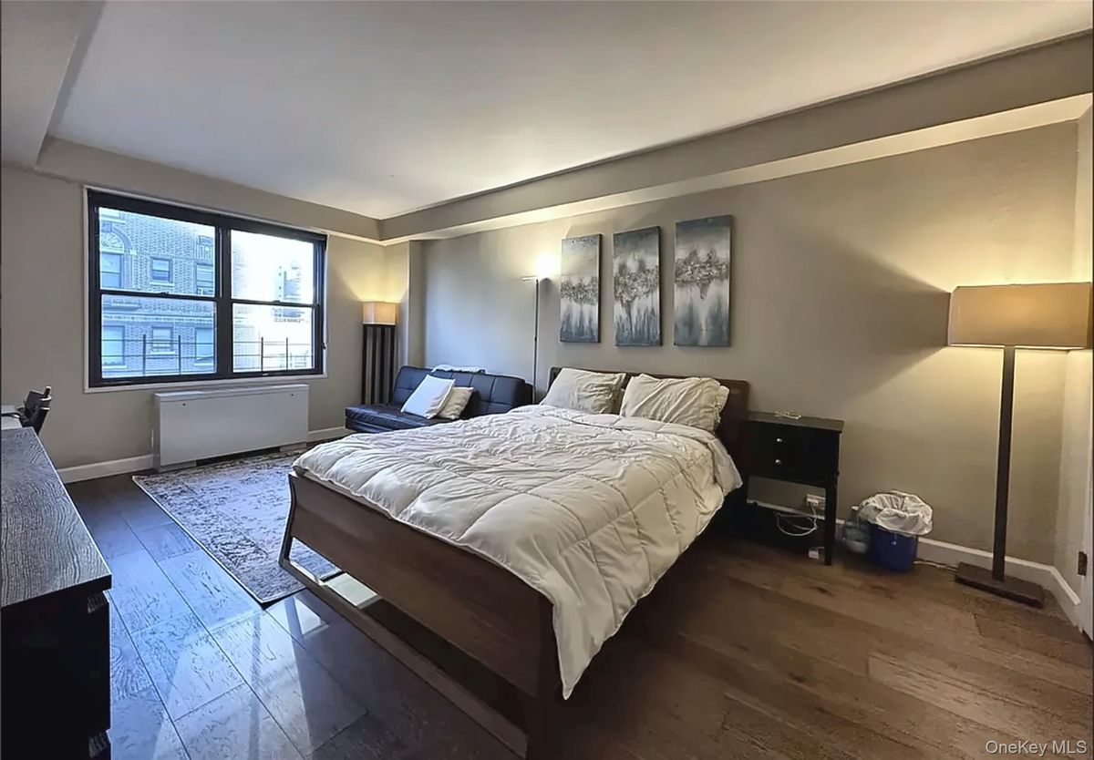 Photo for Trafalgar House - 120 EAST 90 STREET Condominium in Upper East Side, Manhattan
