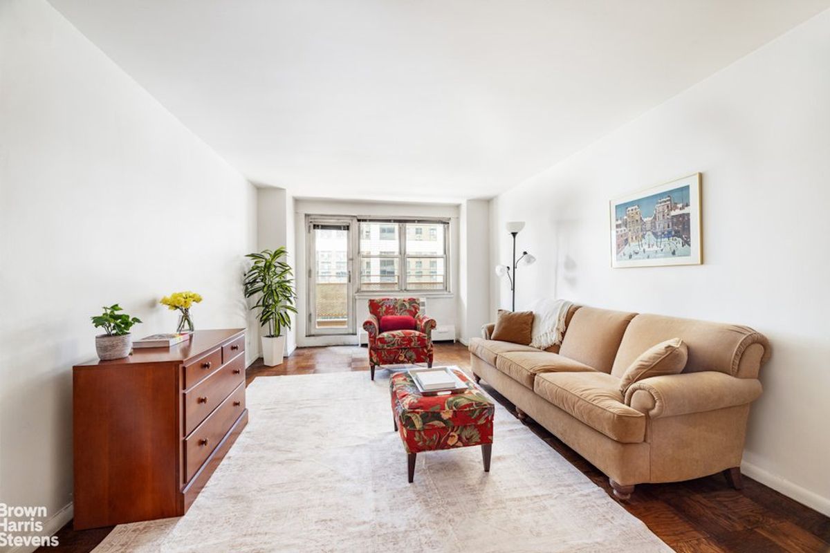 Photo for 340 East 80th Street - 340 East 80th Street Cooperative in Upper East Side, Manhattan