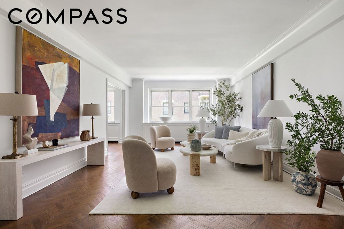 Photo for 710 Park Avenue - 710 Park Avenue Cooperative in Upper East Side, Manhattan