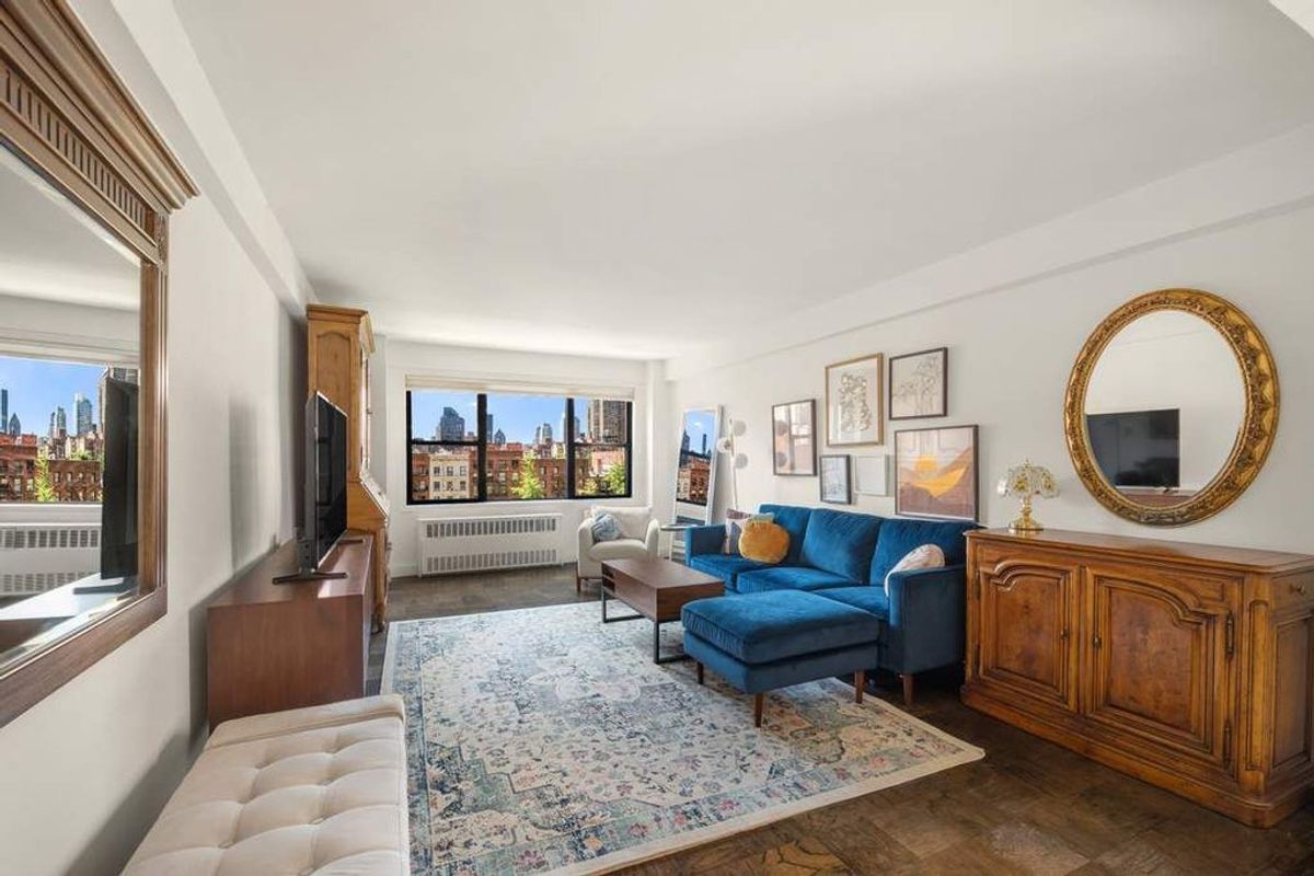 Photo for Sutton55 - 333 East 55th Street Cooperative in Midtown East, Manhattan
