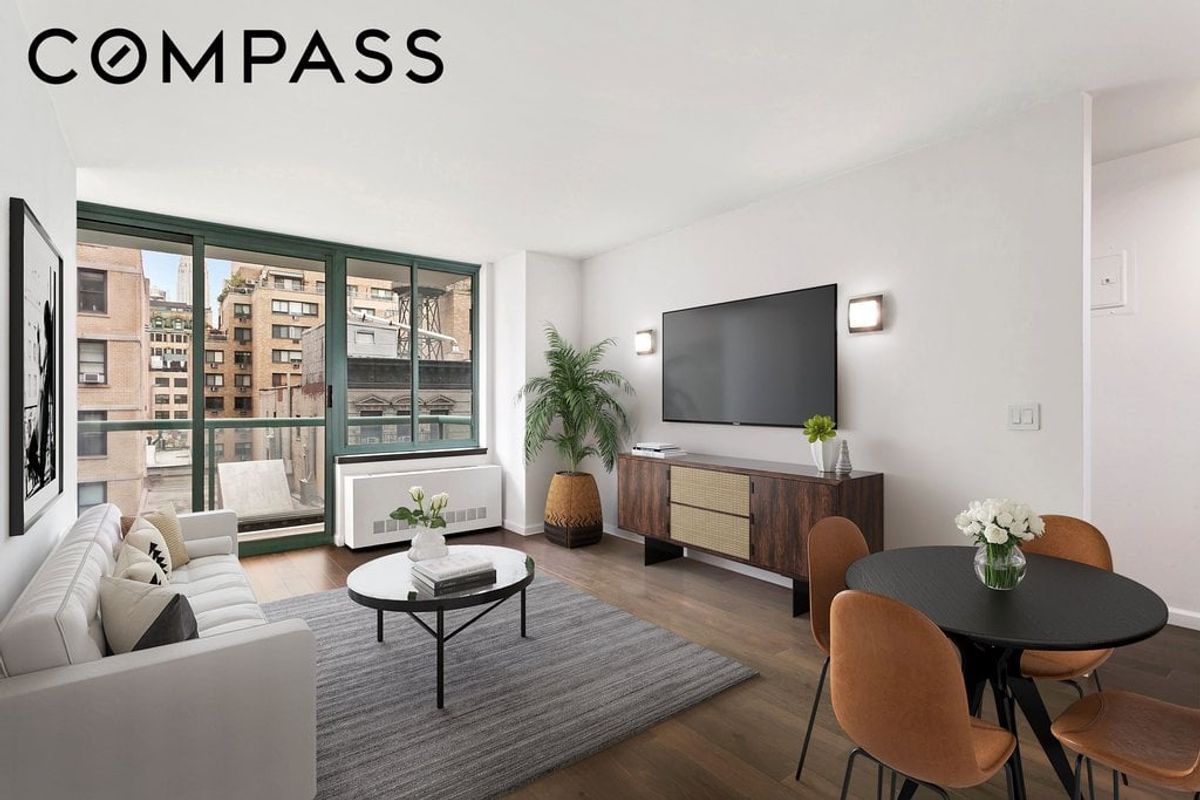 Photo for Grosvenor House - 22 West 15th Street Condominium in Greenwich Village, Manhattan