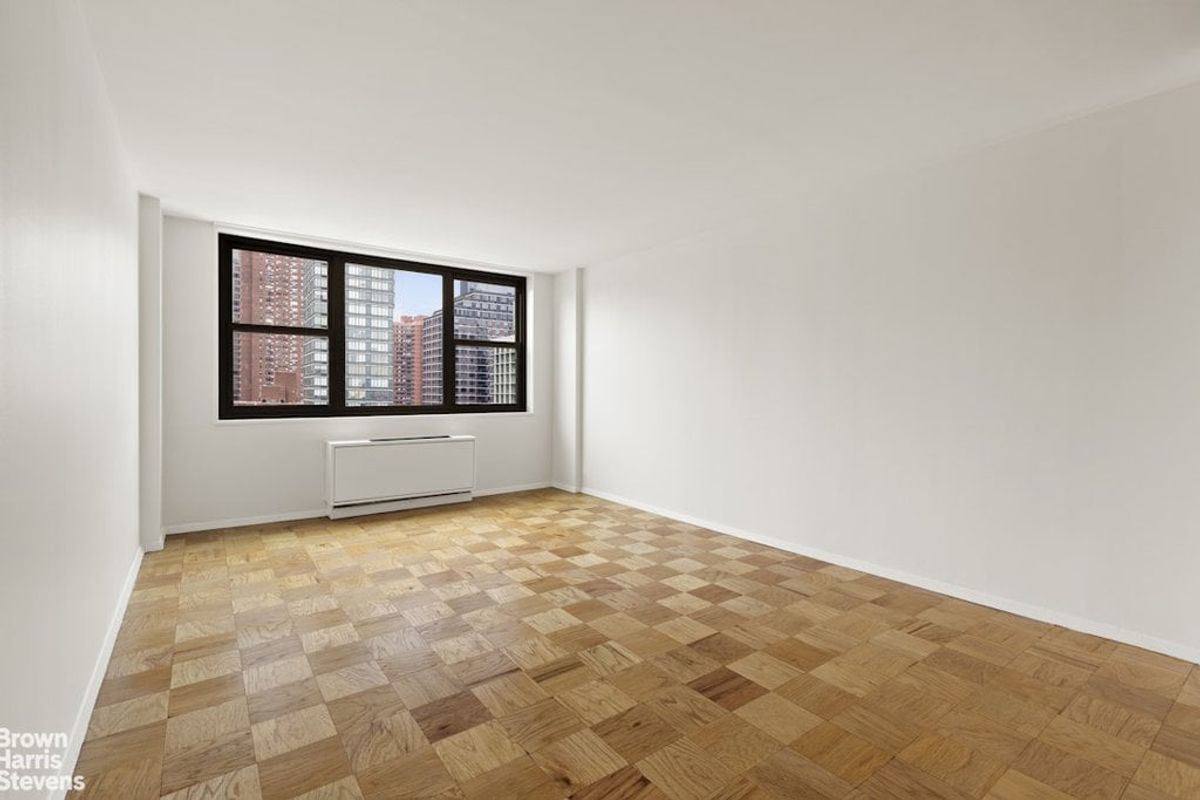 Photo for Plymouth Tower - 340 East 93rd Street Cooperative in Upper East Side, Manhattan