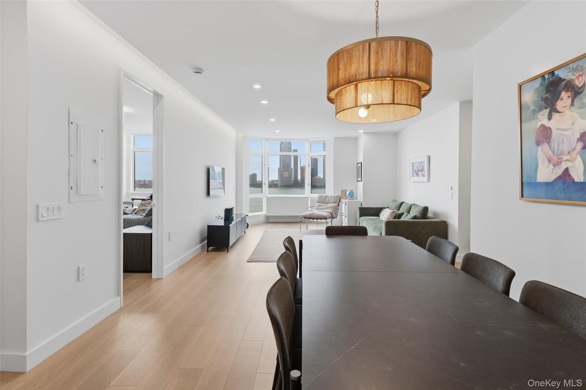 Photo for Hudson Tower - 320 ALBANY STREET Condominium in Battery Park City, Manhattan