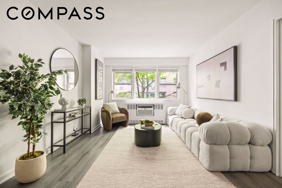 Photo for The Townsley - 245 East 35th Street Cooperative in Murray Hill, Manhattan