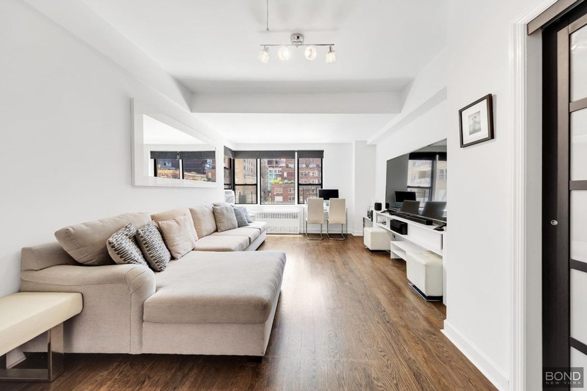 Photo for Morgan Park Condominium - 30 East 37th Street Condominium in Murray Hill, Manhattan