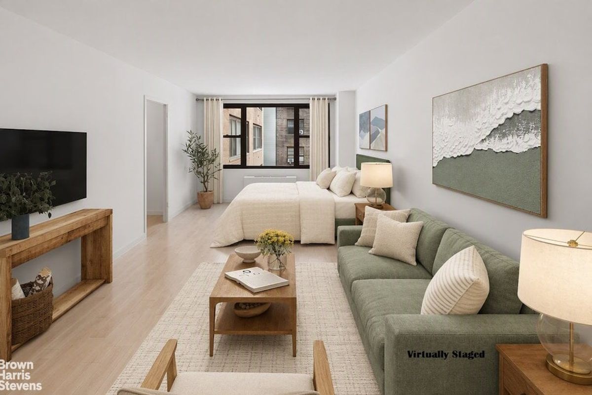 Photo for The Hamilton - 305 East 40th Street Cooperative in Turtle Bay, Manhattan