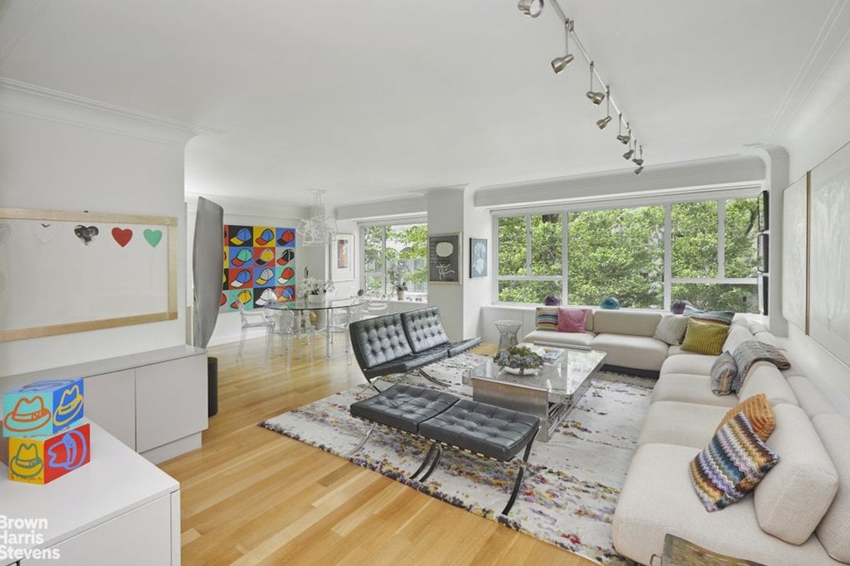 Photo for Manhattan House - 200 East 66th Street Condominium in Upper East Side, Manhattan