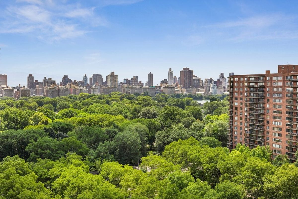 Photo for CPW Towers - 392 Central Park West Condominium in Upper West Side, Manhattan