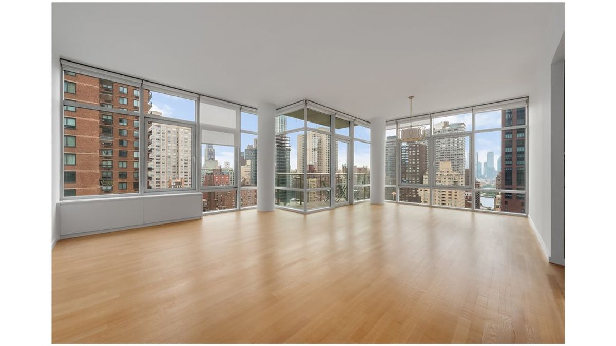 Photo for Three Ten - 310 East 53rd Street Condominium in Midtown East, Manhattan