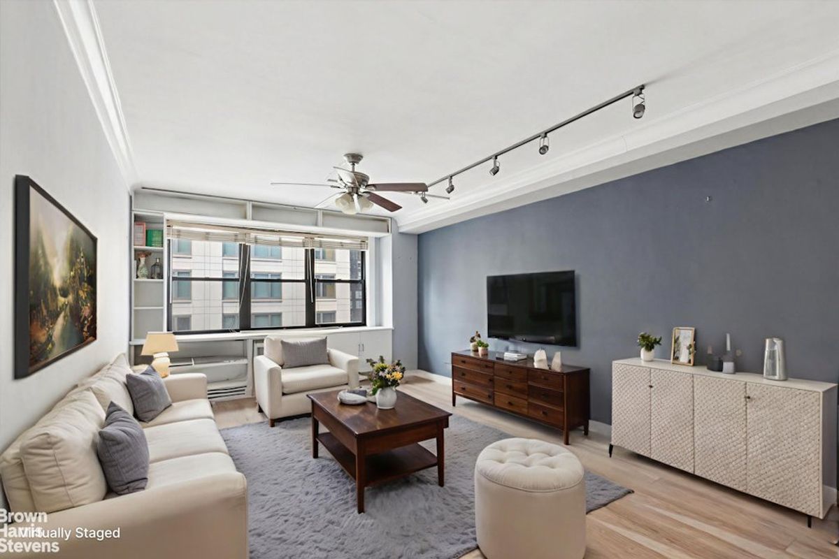 Photo for 330 3rd Avenue - 330 Third Avenue Cooperative in Gramercy Park, Manhattan