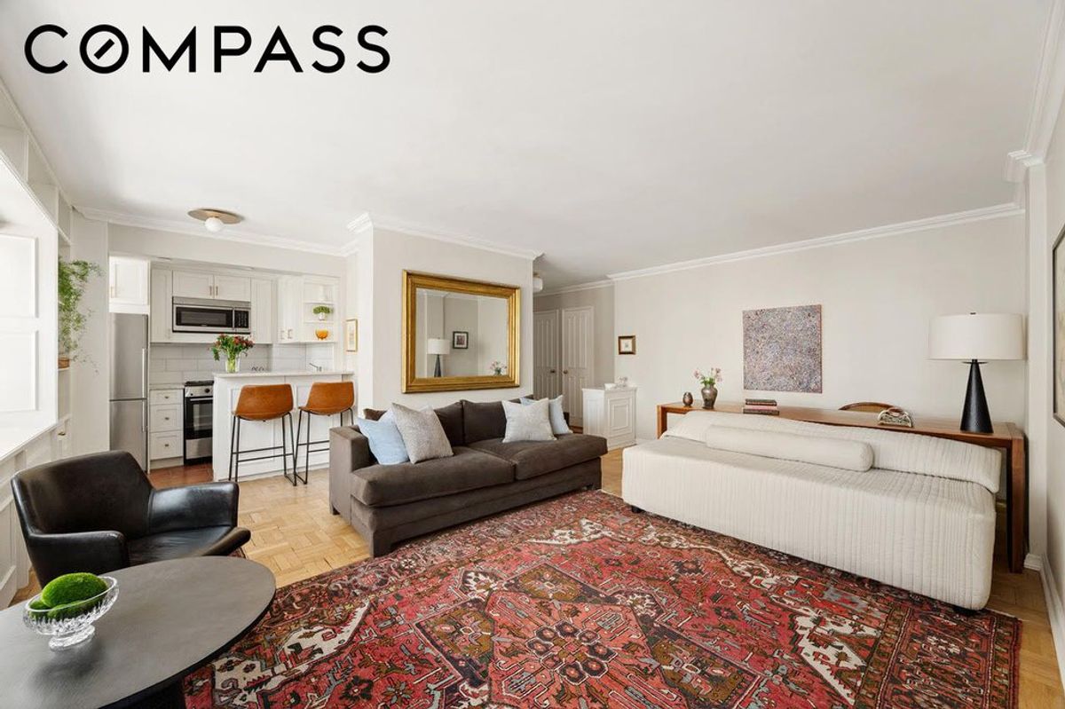 Photo for 39 Gramercy Park - 39 Gramercy Park North Cooperative in Gramercy Park, Manhattan