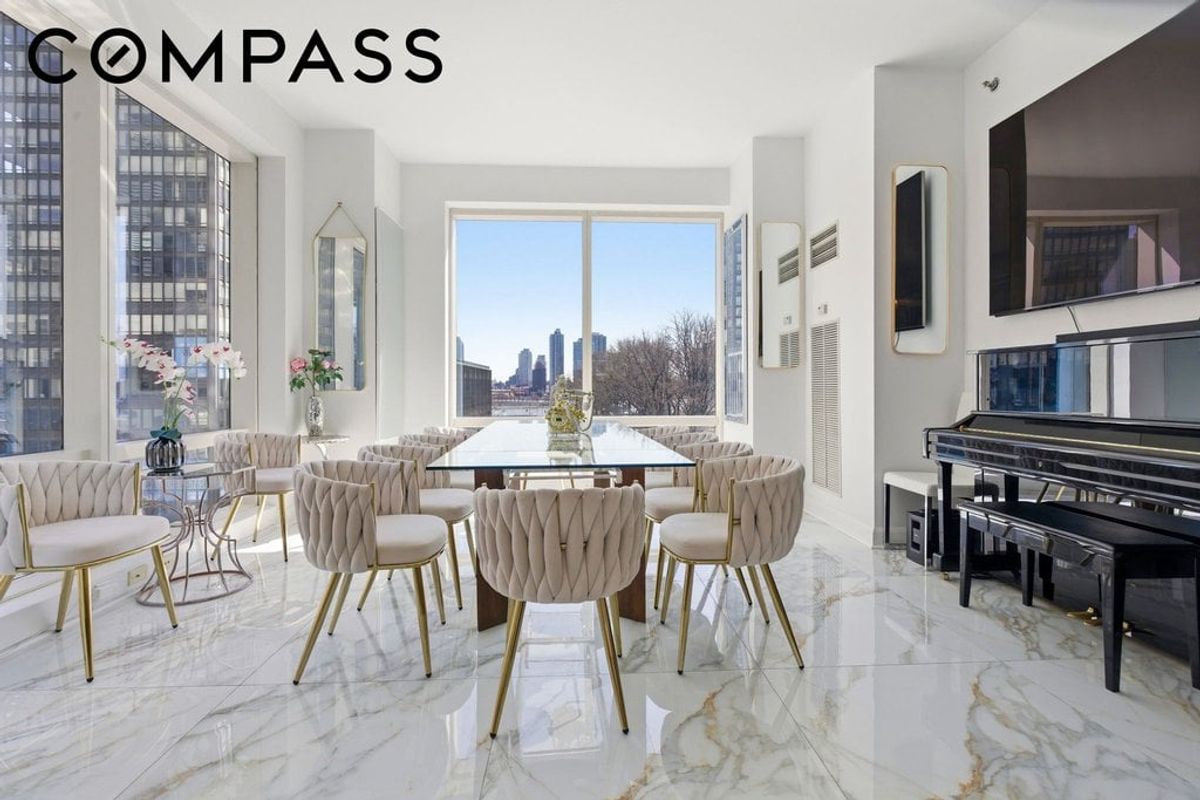 Photo for Trump World Tower - 845 United Nations Plaza Condominium in Midtown East, Manhattan