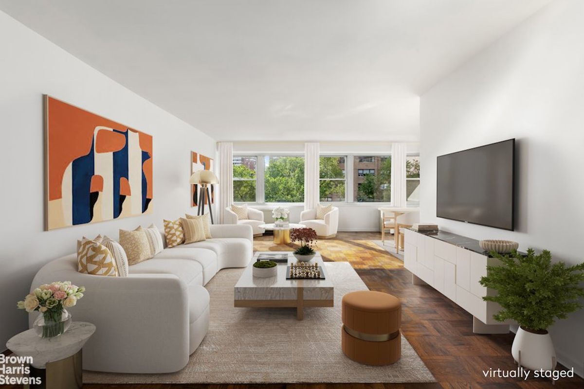 Photo for 75 East End Avenue - 75 East End Avenue Cooperative in Upper East Side, Manhattan
