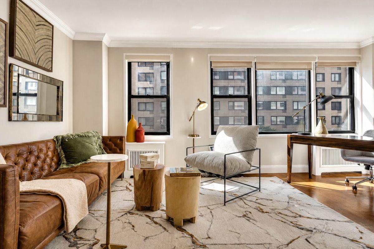 Photo for The Devon Condominium - 333 East 34th Street Condominium in Murray Hill, Manhattan