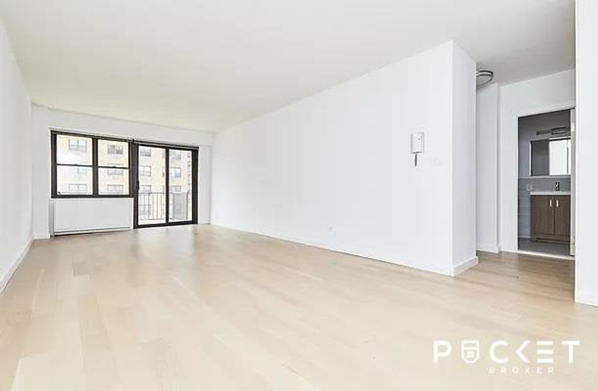 Photo for East Winds Condominium - 345 East 80th Street Condominium in Upper East Side, Manhattan