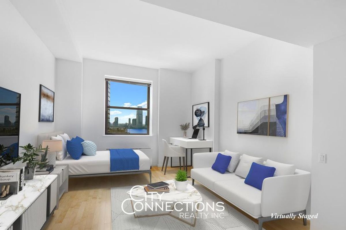 Photo for The Downtown Club - 20 West Street Condominium in Financial District, Manhattan