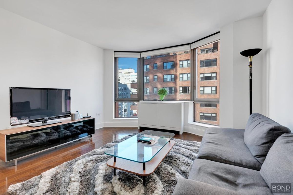 Photo for 300 East 64th Street - 300 East 64th Street Condominium in Upper East Side, Manhattan