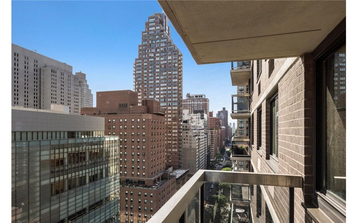 Photo for 515 East 72 - 515 East 72nd Street Condominium in Upper East Side, Manhattan