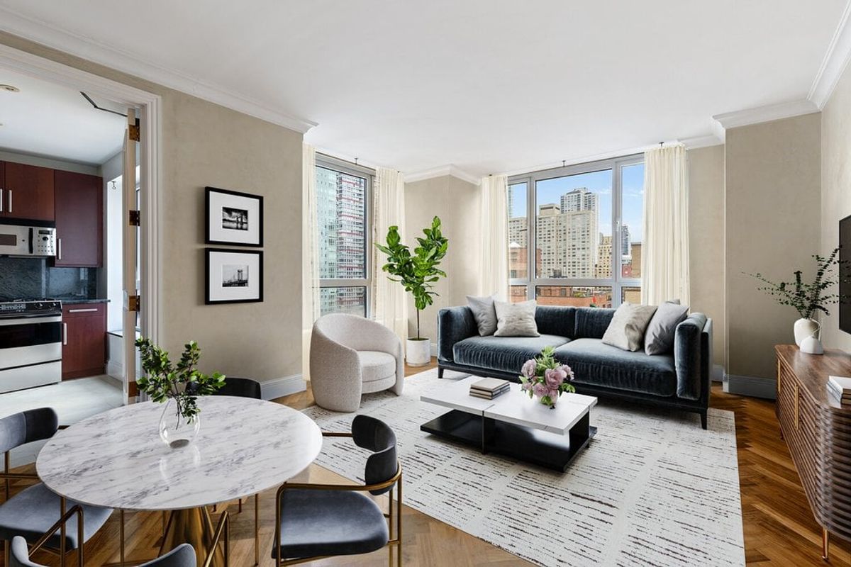 Photo for The Beekman Regent - 351 East 51St Street Condominium in Midtown East, Manhattan