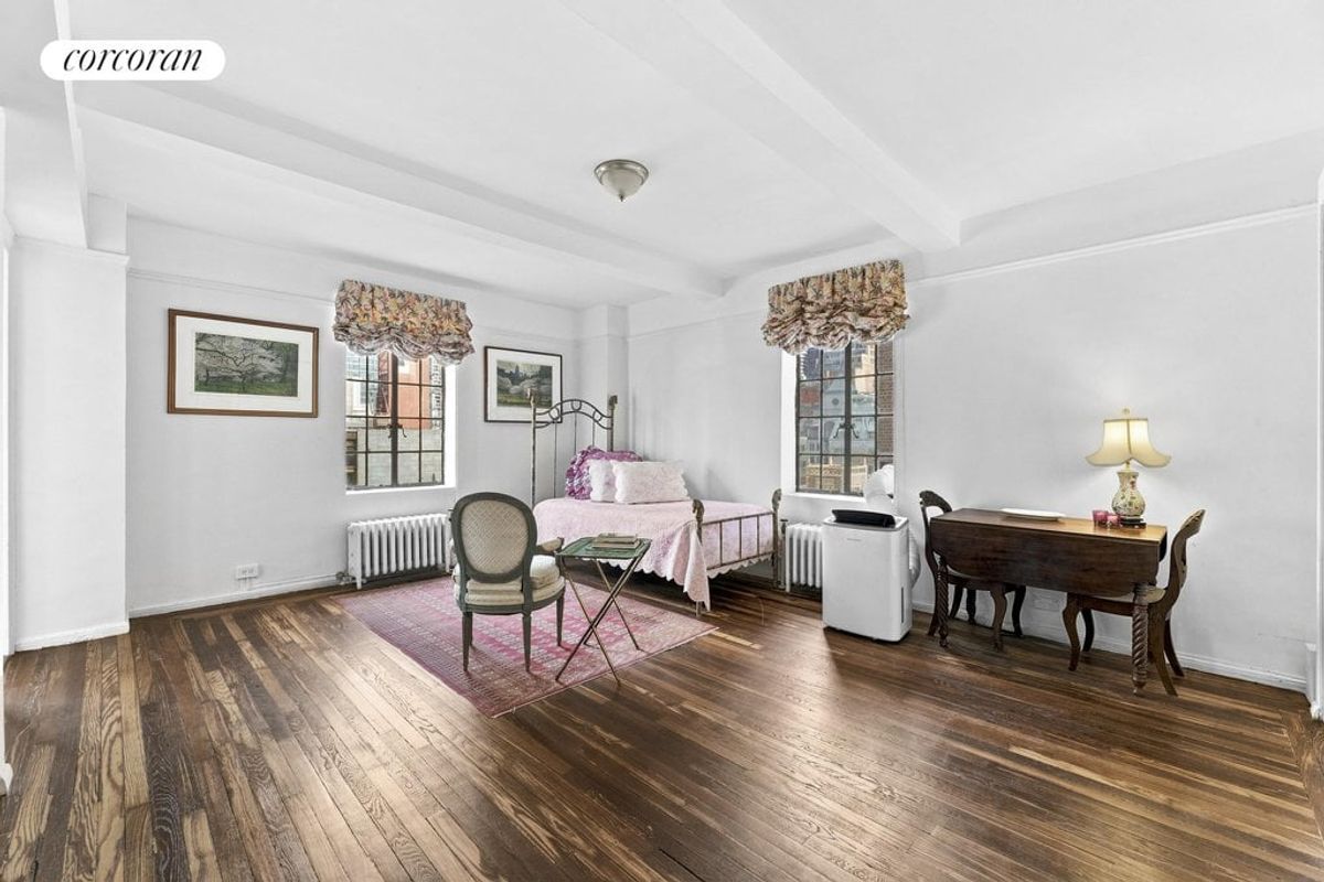 Photo for Prospect Tower - 45 Tudor City Place Cooperative in Turtle Bay, Manhattan