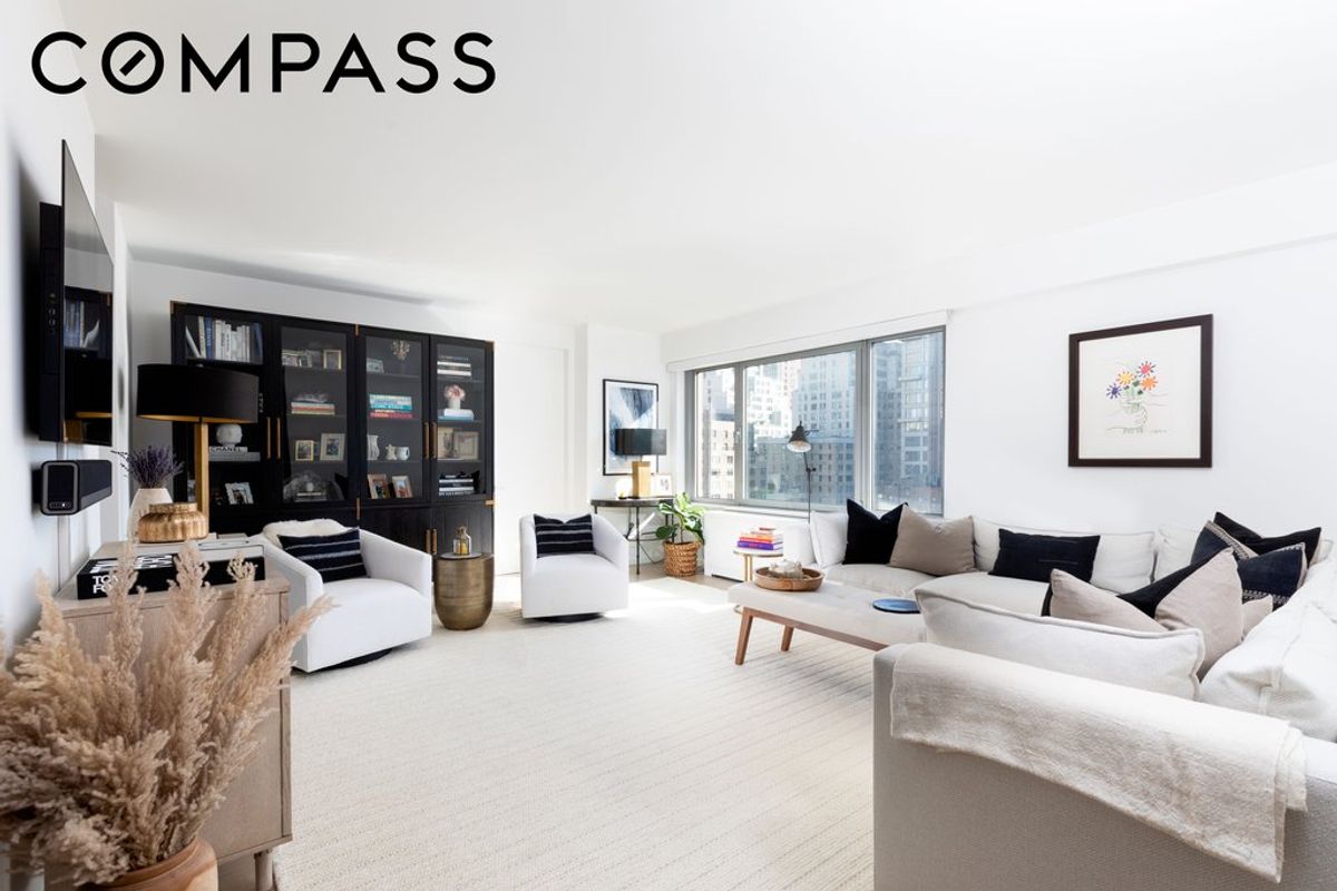 Photo for 200 East 62nd Street - 200 East 62nd Street Condominium in Upper East Side, Manhattan