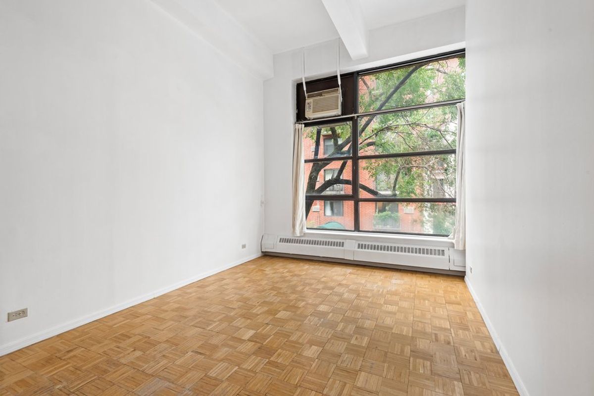 Photo for Beekman Condominium - 350 East 62nd Street Condominium in Upper East Side, Manhattan