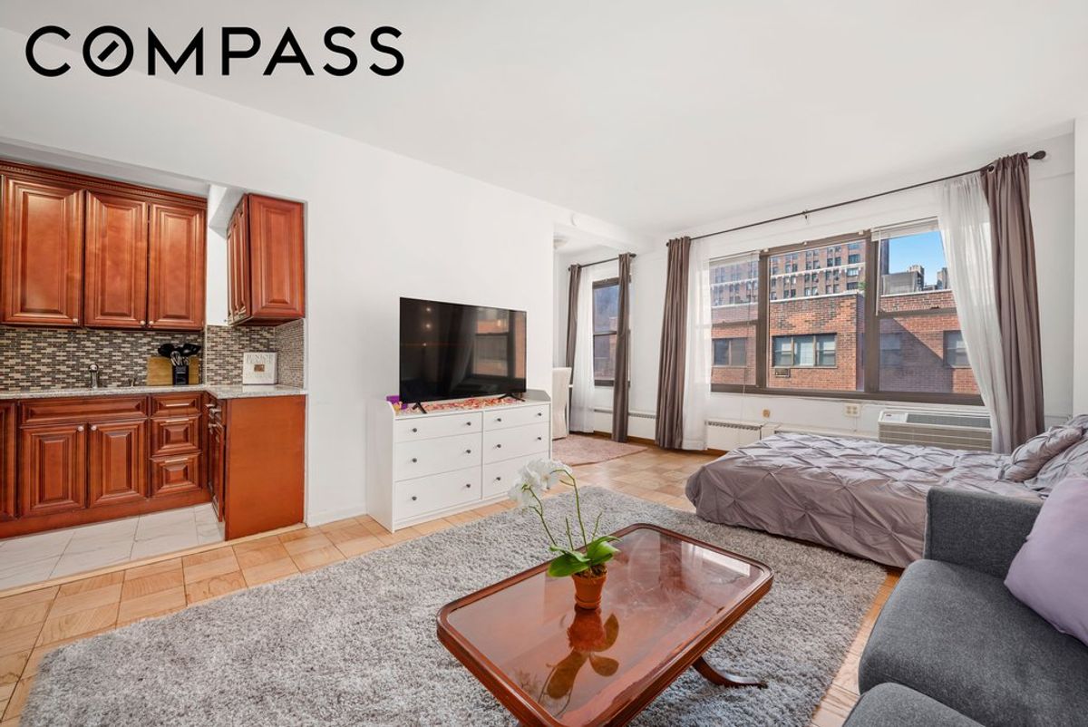 Photo for 2 Tudor City Place - 2 Tudor City Place Cooperative in Turtle Bay, Manhattan