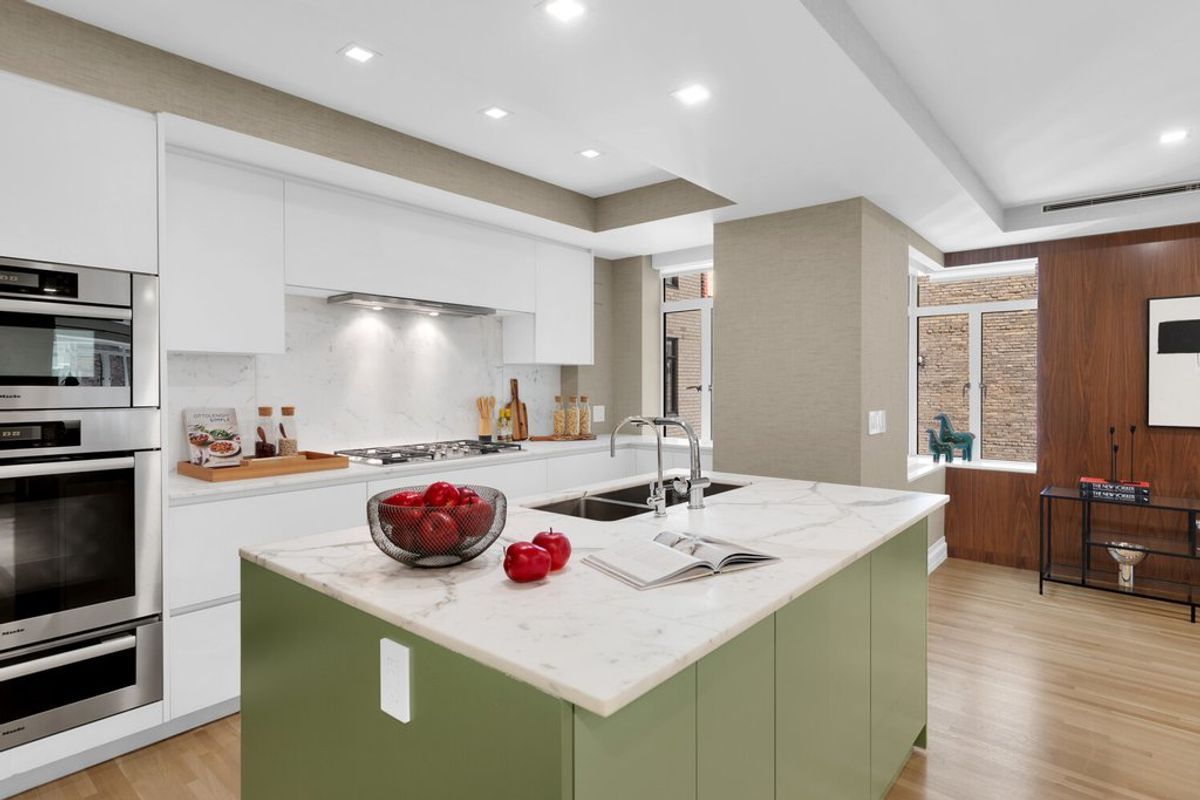 Photo for 737 Park Avenue - 737 Park Avenue Condominium in Upper East Side, Manhattan
