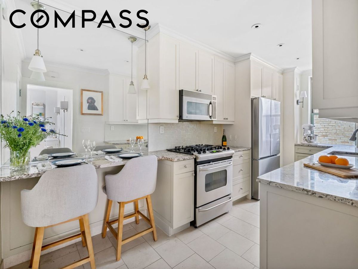 Photo for 595 WEST END AVENUE - 595 West End Avenue Condominium in Upper West Side, Manhattan